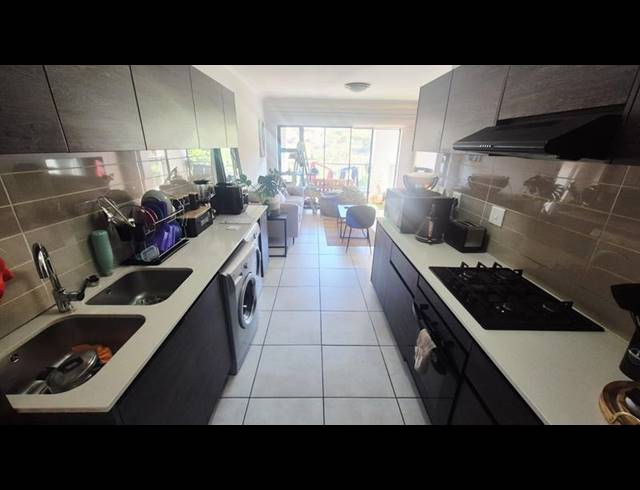 1 BEDROOM TOWNHOUSE FOR SALE IN OAKDENE